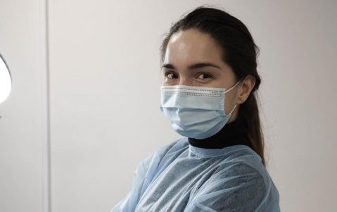 Joven Ucraniana de 24 años