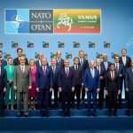 Los países miembros de la OTAN han acordado invitar a Ucrania a unirse a la organización. En la foto, los participantes en la cumbre en Vilna (NATO)