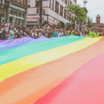 Cada 28 de junio el colectivo LGTBI reivindica sus derechos y libertades (Mercedes Mehling / Unsplash)