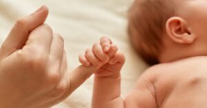 La natalidad, en Fracia y otros países europeos, está registrano los datos más bajos de la historia (Freepik)