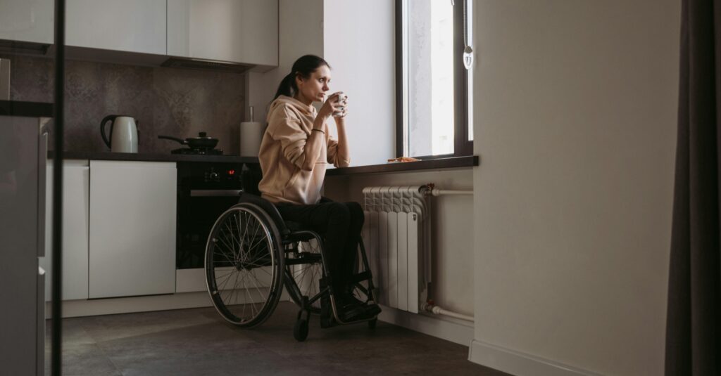 La esclerosis lateral amiotrófica (ELA) es una enfermedad neurodegenerativa progresiva que afecta a las neuronas motoras