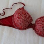 Hay quien vincula el uso de sujetadores con un mayor riesgo de desarrollar cáncer de mama