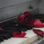 Los corazones rotos también son habituales en estas fechas.