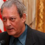 El escritor Paul Auster durante una recepción en Argentina (Embajada de EEUU en Argentina /Flickr)