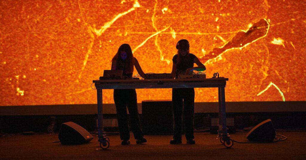 Una actuación en el festival Sonar (Sonar)