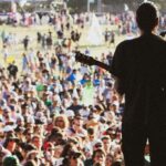 El impacto del rock en la cultura ha sido tal que este género musical tiene hasta un día propio en el calendario (Maxwell Collins/Unsplash)