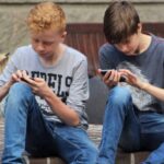 El 60% de los adolescentes en España utilizan las redes sociales como principal medio para informarse (Natureadict/Pixabay)