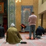 Durante el Ramadán, los musulmanes dedican gran parte de su día a rezar el Corán (Recep Tayyip Çelik/Flickr)