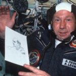 Alexéi Leónov hizo la primera caminata espacial de la historia. (U.S. National Archives)