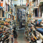 El Día Mundial de la Poesía es una oportunidad para que los jóvenes se acerquen a este género literario (Pxhere)