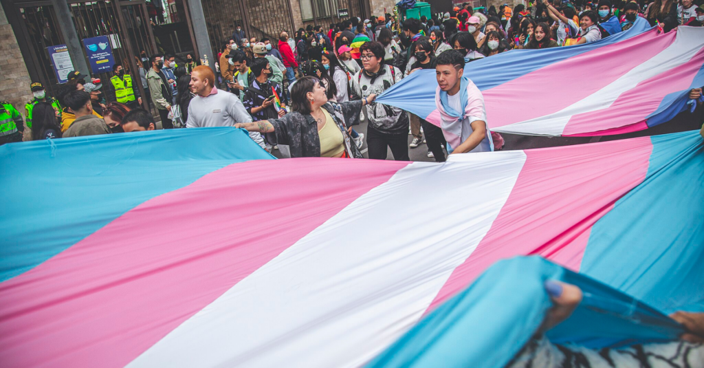 Las personas trans forman parte del colectivo LGTBIQ+. (Yssa Olivencia / Wikimedia Commons)