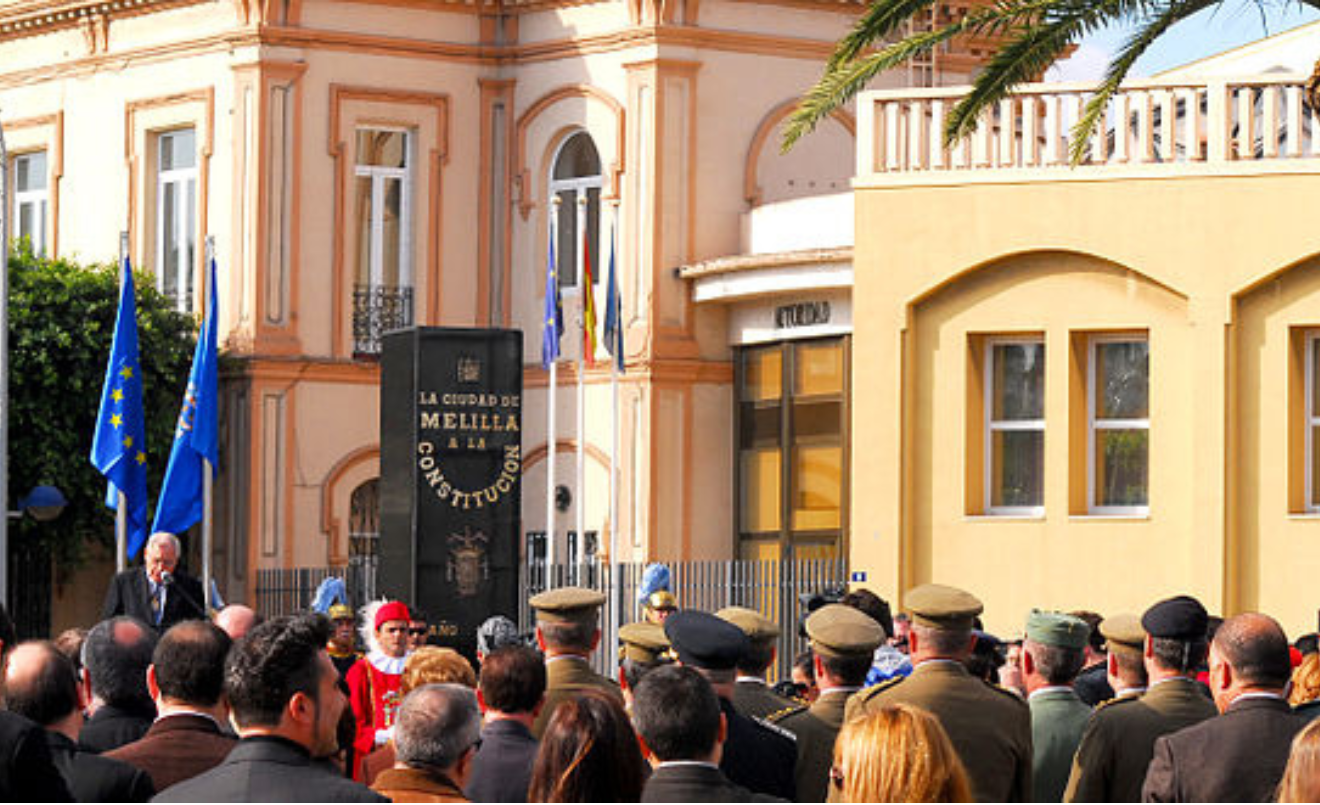 Celebración del 6 de diciembre del 2009, día de la Constitución española. Melilla. (Miguel González Novo / Wikimedia Commons)